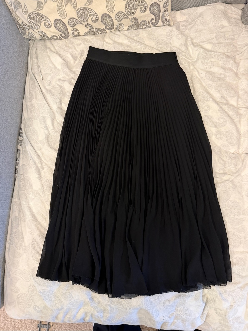 Wilfred Black Pleated Midi Skirt